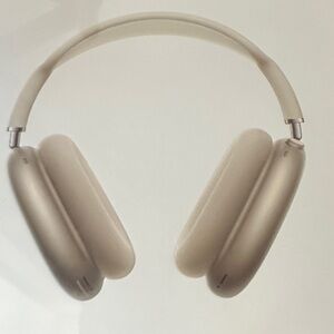 Apple Over-Ear Headphones - Cream